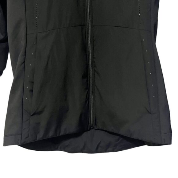 Lululemon Run For Cold Jacket *Black - Picture 5 of 16